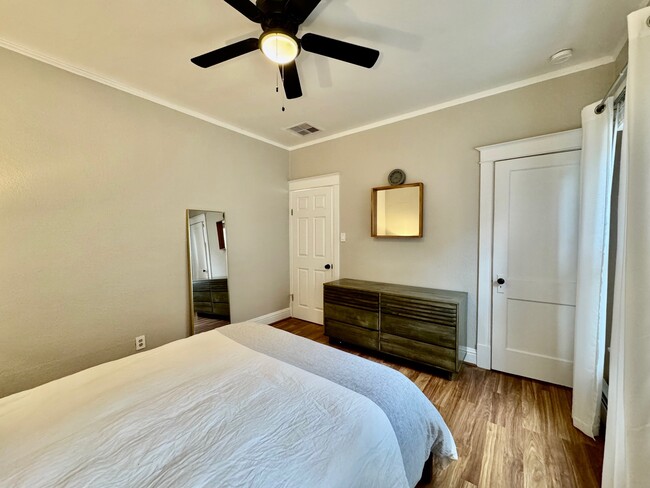 Building Photo - 2965 Grove St