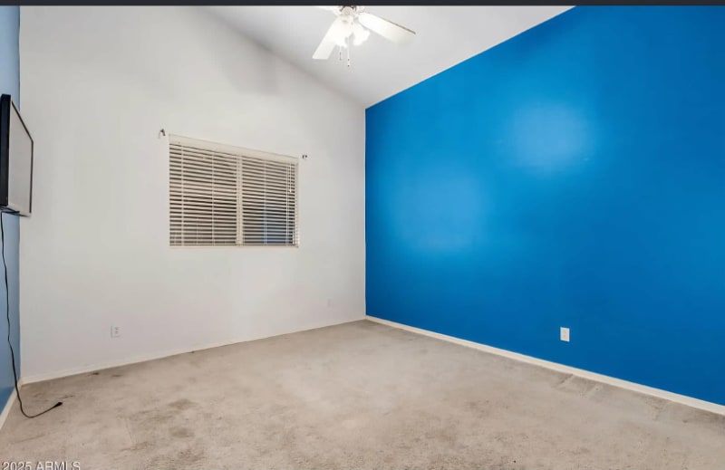 Building Photo - 278 E Sagebrush St