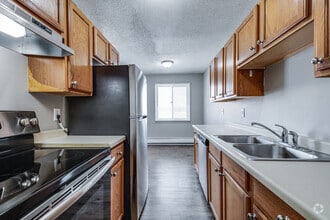 2BR, 1BA - Gervais Lakes Apartments - Convenient Living At An Affordable Price