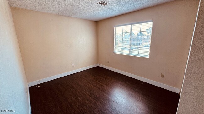 Building Photo - 2685 Bryandouglas Dr