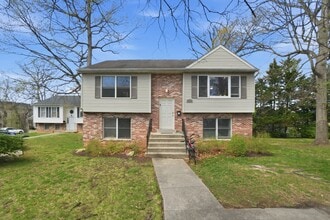 Building Photo - 8306 48th Ave