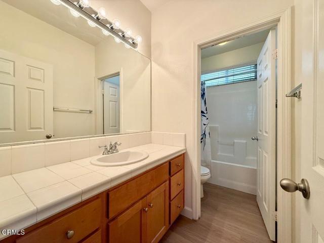 Building Photo - 533 E Port Hueneme Rd