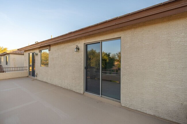 Building Photo - $3,500 For Lease Starting June 1, 2026 4 beds-2.5 Baths 2,421 Sq. Ft.  Amazing Gilbert 85298 Home...