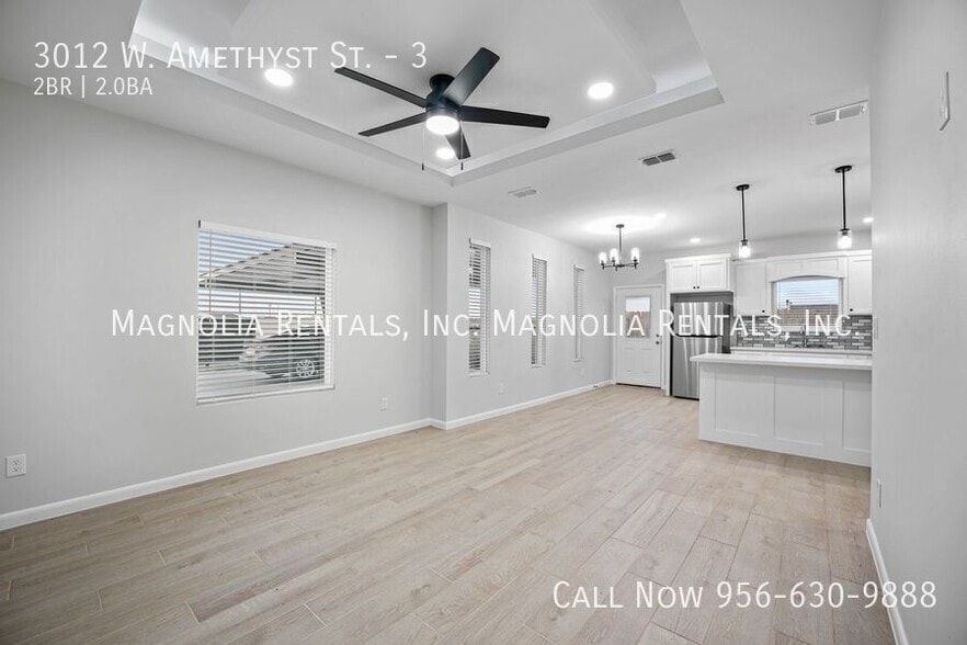 Building Photo - 3012 W Amethyst St