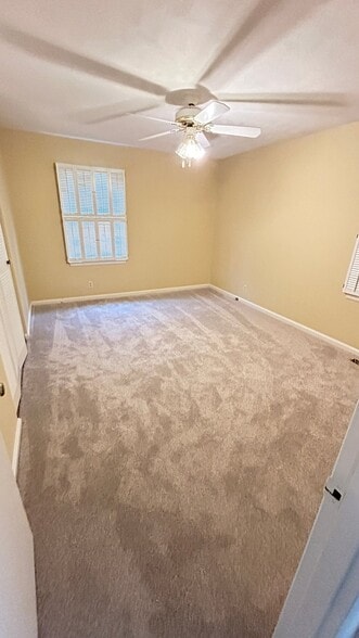 Building Photo - 2518 Savannah Rd