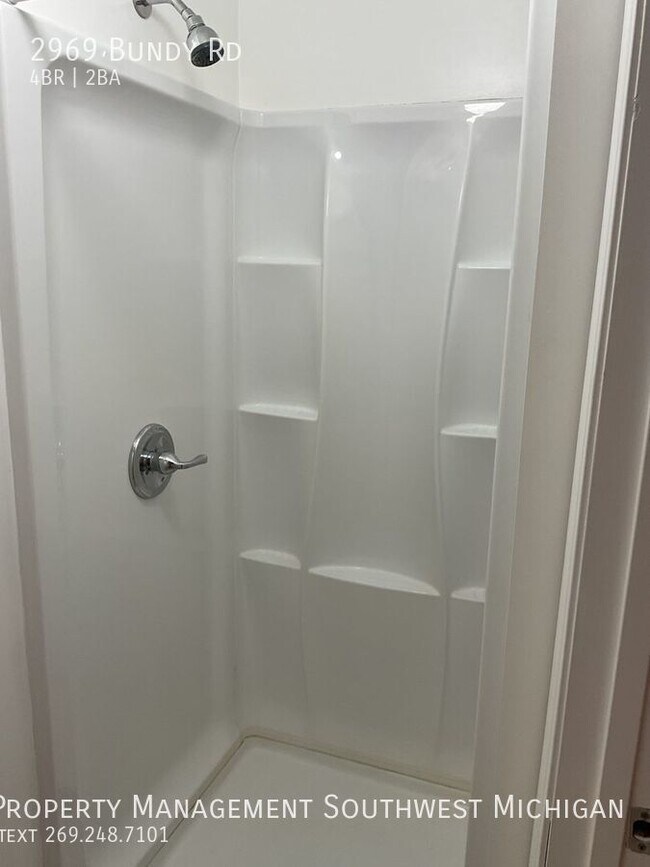 Building Photo - 2969 Bundy Rd