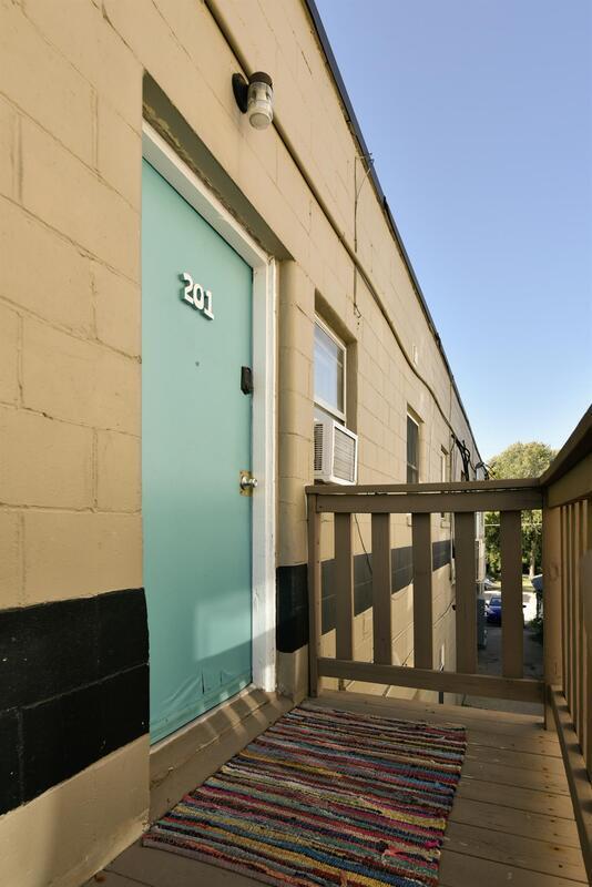 Building Photo - 3512 Dodge St