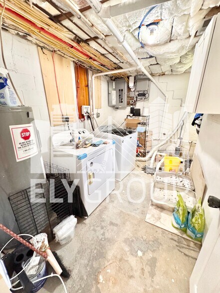 Building Photo - 134 Ellis St