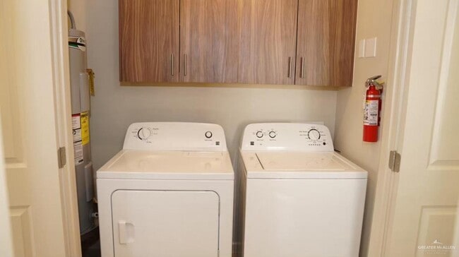 Building Photo - 12 Deer Hls