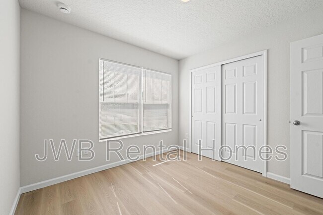 Building Photo - 9221 8th Ave