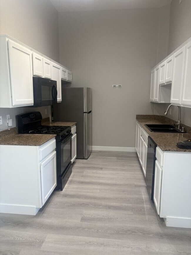 Building Photo - 8985 S Durango Dr