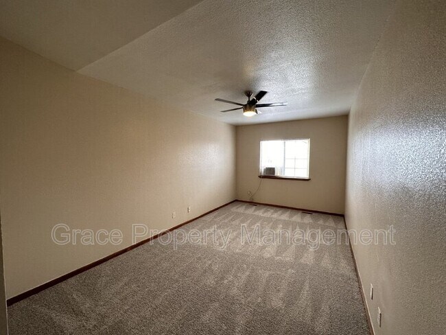 Building Photo - 3453 W 65th Ave