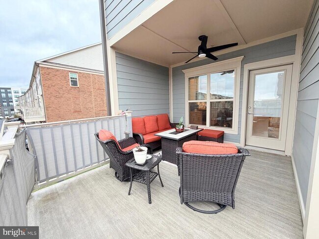 Building Photo - 9584 Fields Rd