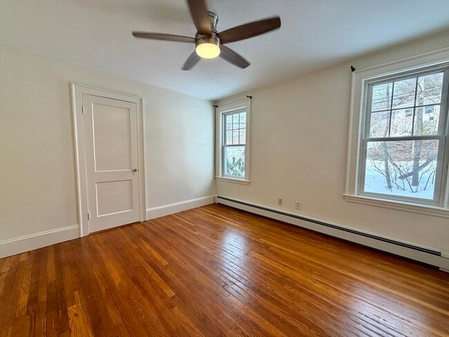 Building Photo - 31 Oakley Rd