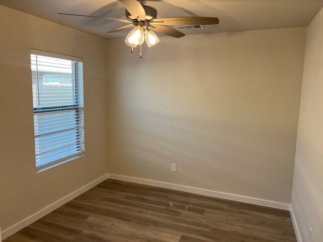Building Photo - NEW 3 BEDROOM HOME IN ELM MEADOWS!
