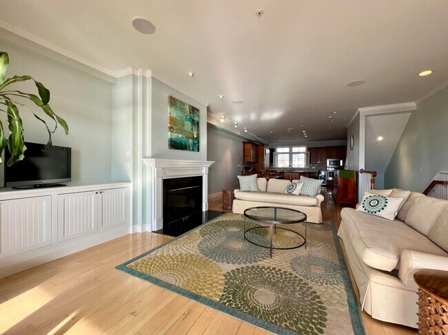 Building Photo - 4 Island Ave