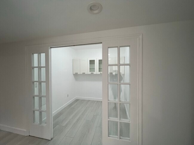 Office - 11863 Darlington Ave