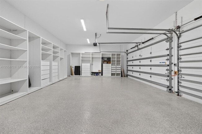 Building Photo - 16709 Botaniko Dr N