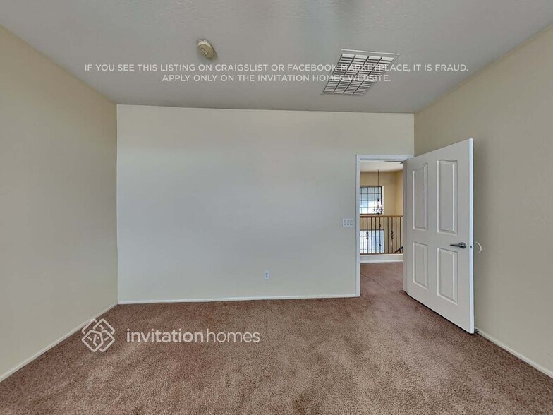 Building Photo - 4915 W Lynne Ln
