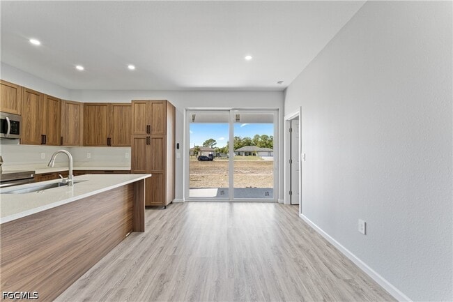 Building Photo - 4730 NW 38th Pl