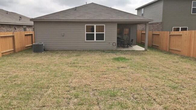 Building Photo - 20731 Solstice Point Dr