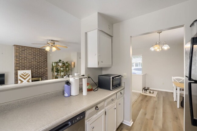 Building Photo - 6629 Zang Cir
