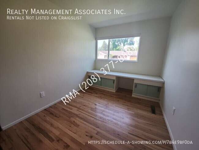 Building Photo - 37 Mesa Vista Dr