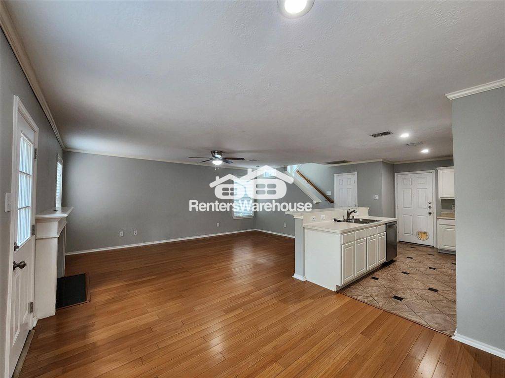 Building Photo - 119 Anise Tree Pl