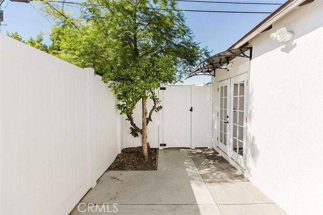 Building Photo - 8407 Terhune Ave