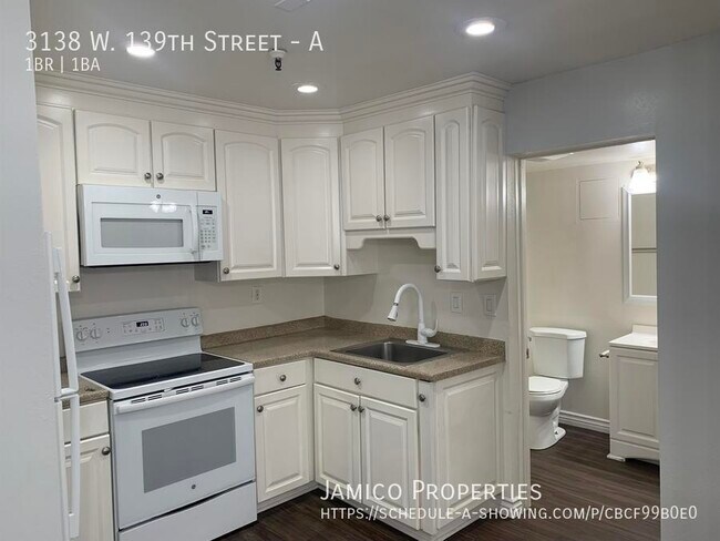 Building Photo - 3138 139th St