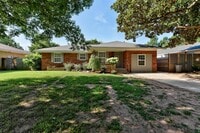 Building Photo - 1202 Windsor Way