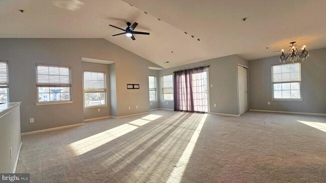 Building Photo - 109 Horseshoe Dr