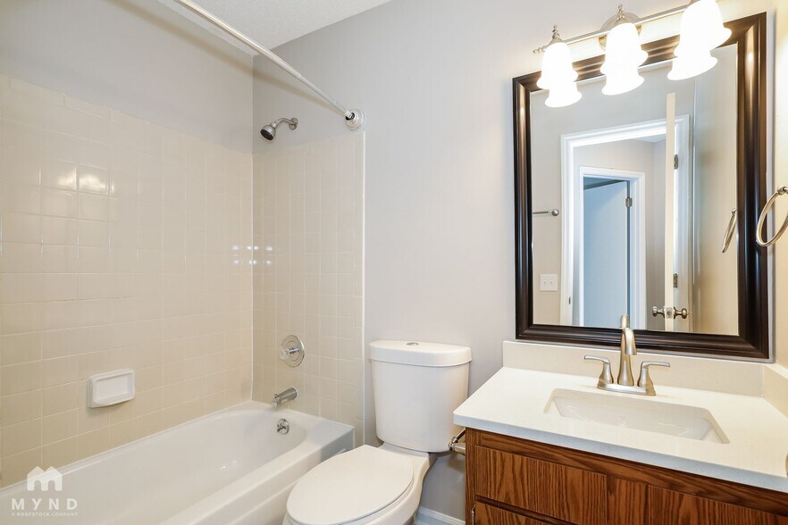 Building Photo - 4920 Harri Ann Dr