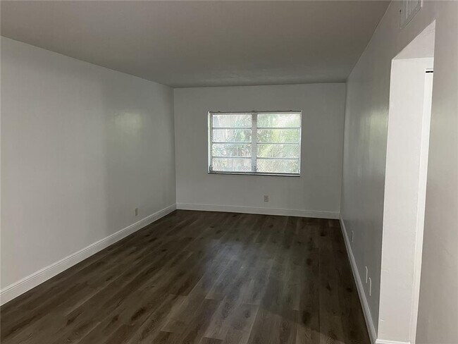 Building Photo - 1916 SW 11th St