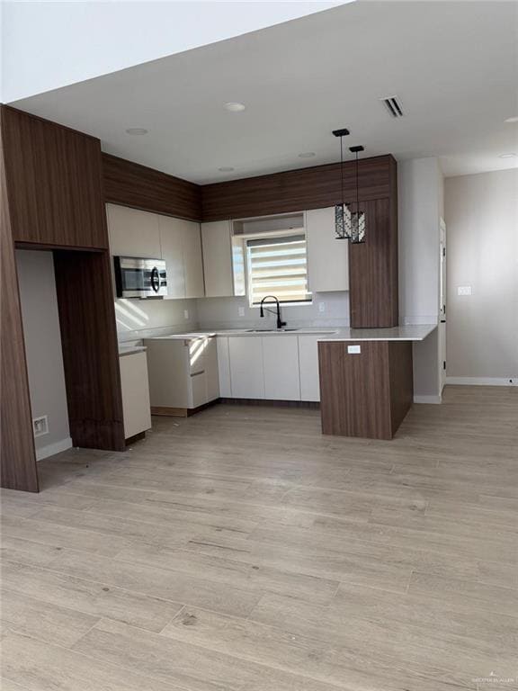 Building Photo - 13 Corales St