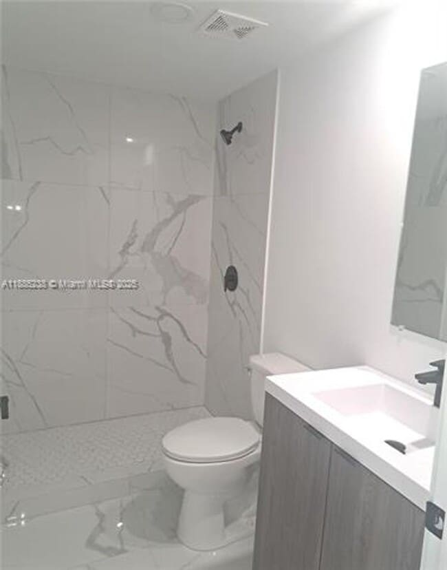 Building Photo - 1373 NW 1st St