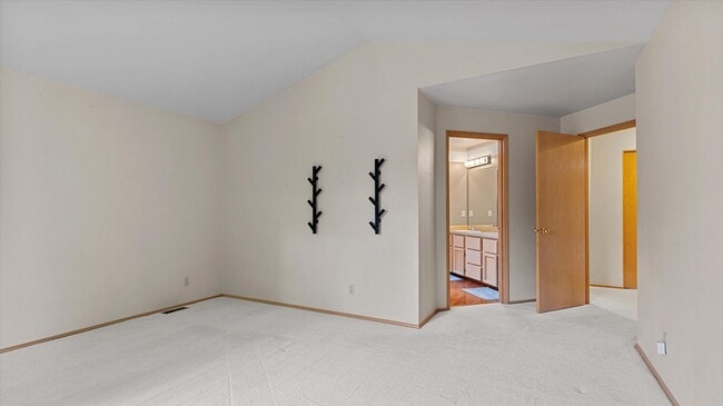 Building Photo - 24609 SE 45th Way