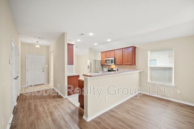 Building Photo - 3113 Muntjac