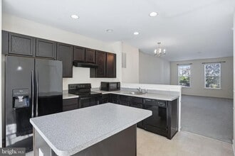 Building Photo - 151 Tidbury Crossing