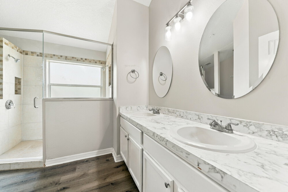 Building Photo - 3027 Eagle Crossing Dr