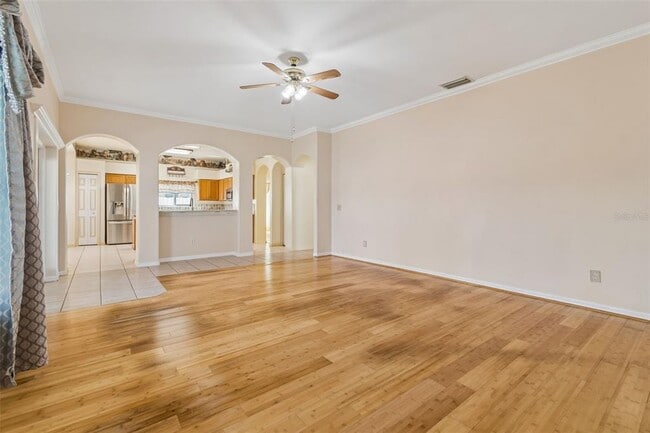 Building Photo - 12803 Longcrest Dr