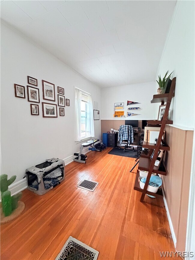 Building Photo - 579 W Delavan Ave