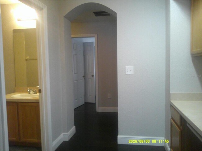 Building Photo - 3098 Ashland Ln N