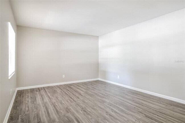 Building Photo - 222 Terrace Dr