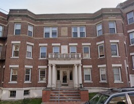 Building Photo - 11 Scottfield Rd
