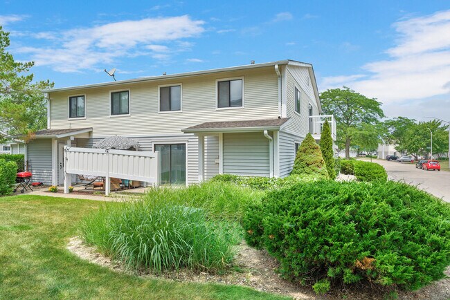 Building Photo - 721 Sunfish Pt