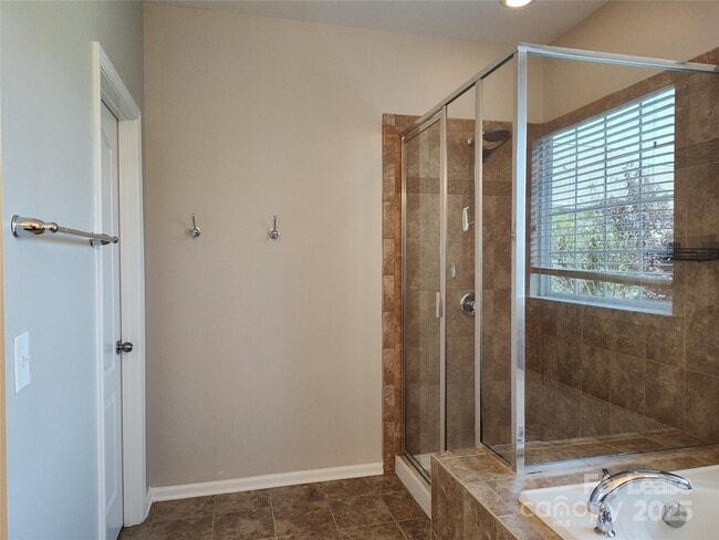 Building Photo - 8611 Burnside Ln