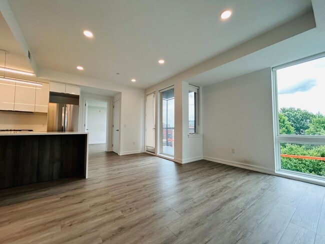 Interior Photo - Nova on the Park