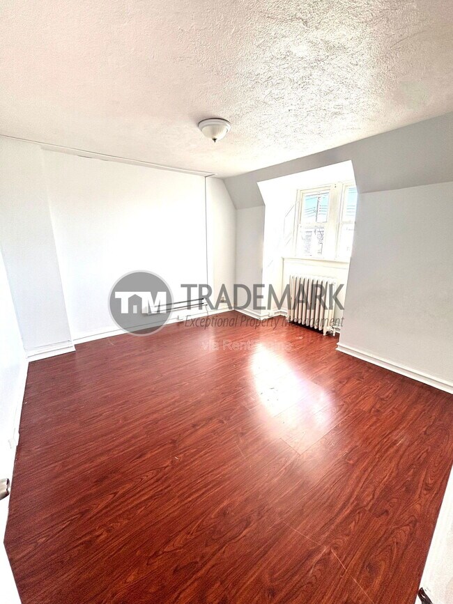 Building Photo - 1017 Lehman St