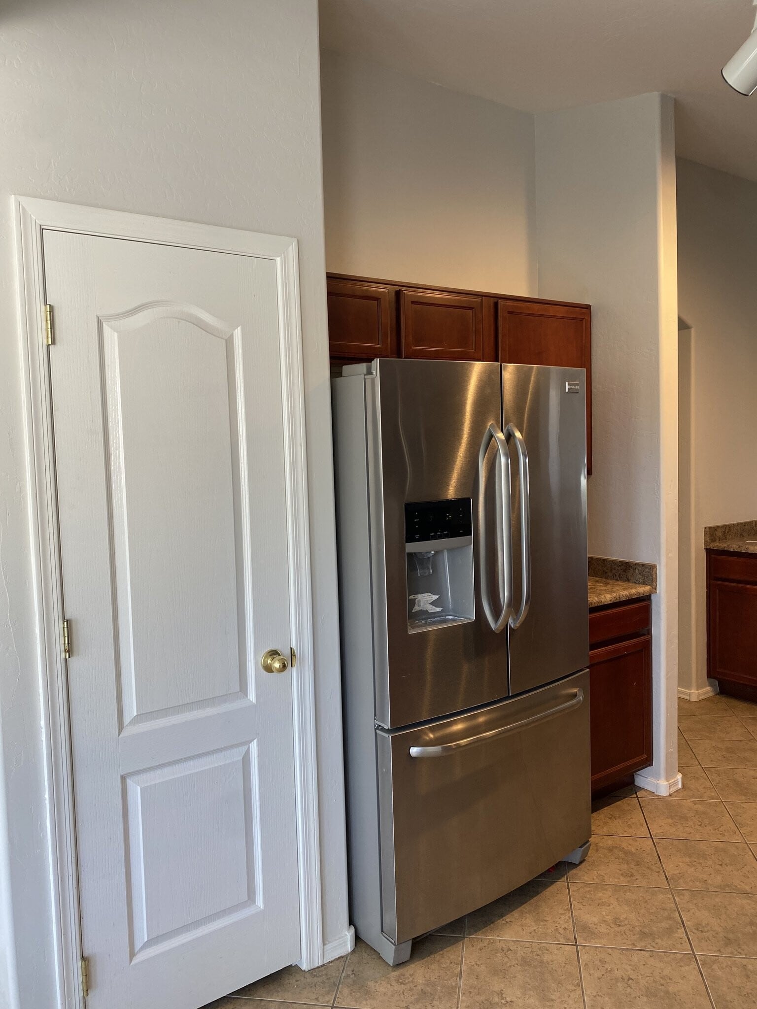 Building Photo - 45462 W Tulip Ln